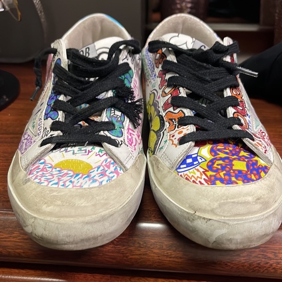 Golden goose womens graffiti sneakers RARE sold out. In excellent condition. - Picture 5 of 9